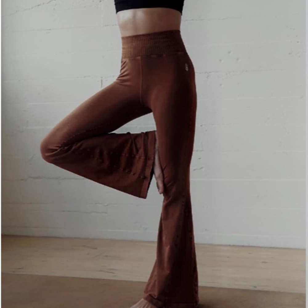 Free People -Good Karma Flare Leggings Size m/l